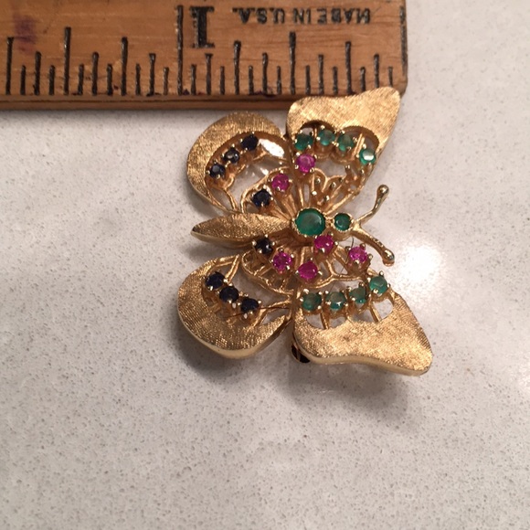 Vintage 14K Yellow Gold Butterfly Brooch - Picture 4 of 4